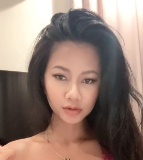 泰国馒头P少妇OliveAshly：Onlyfans上的清新偶像，135三人游照片、246V视频等内容等你来探索！